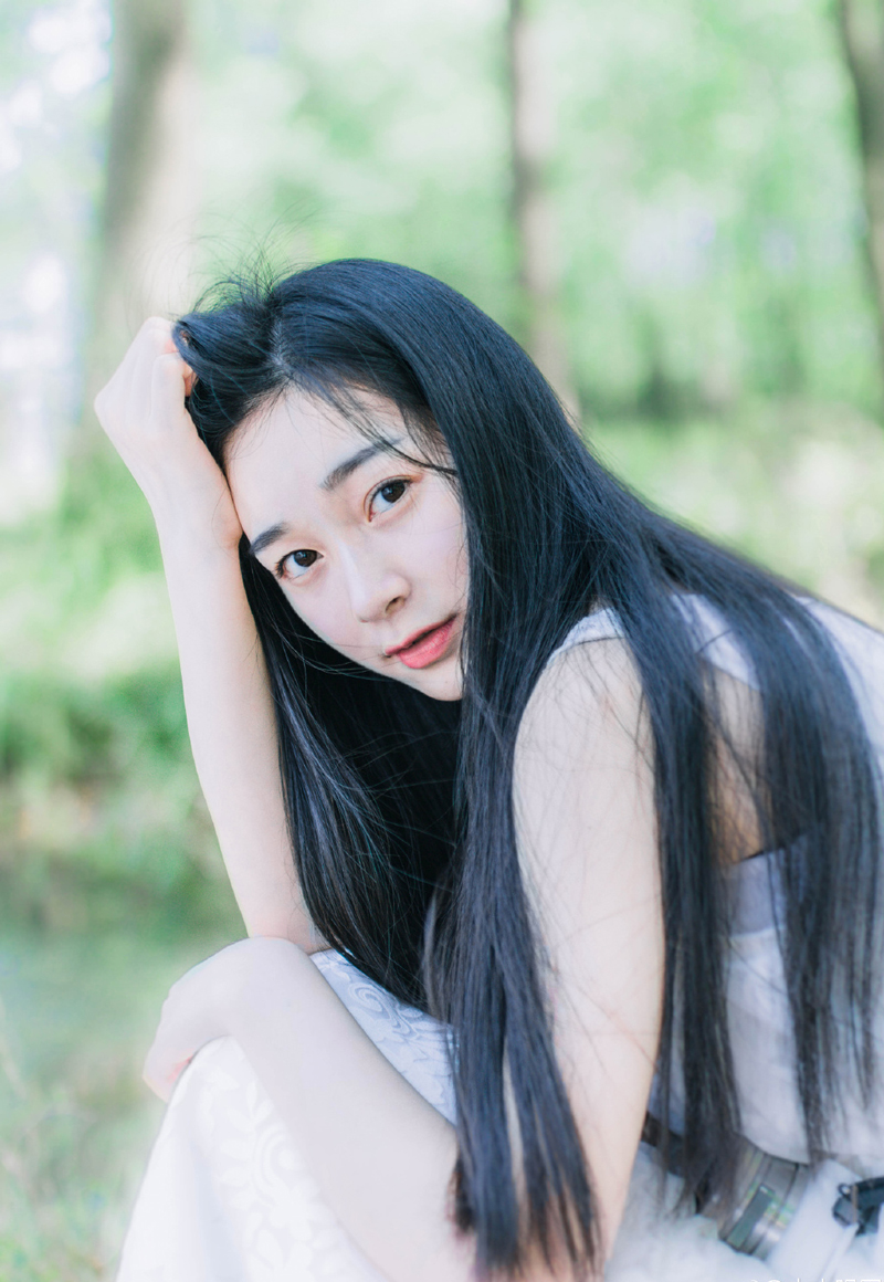 “新任都督是吕蒙？”诸葛亮突然皱起了眉头。